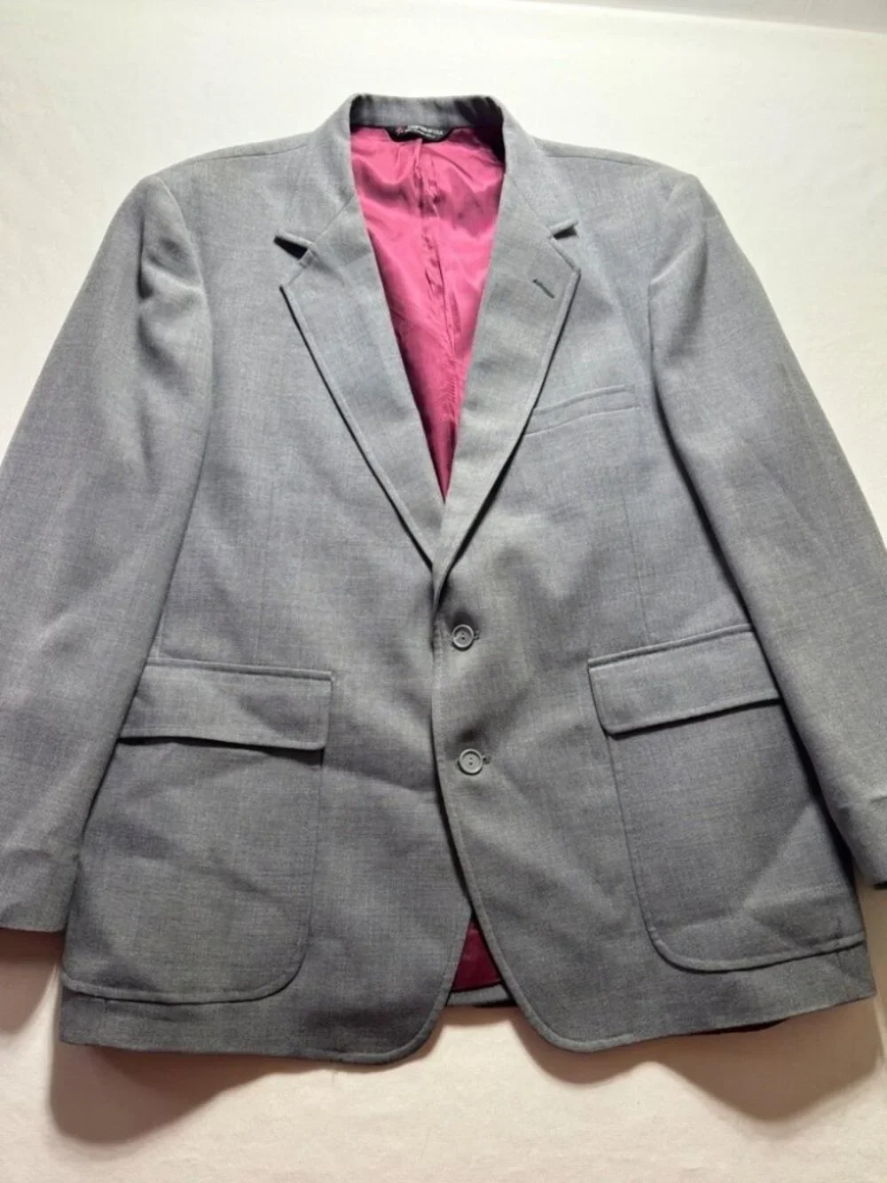 Hardwick Clothes Mens Blazer Gray Burgundy Lining Two Button Sport Coat USA Made